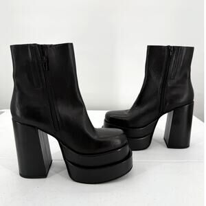 NEW Steve Madden Women's Cobra Black Leather Platform Heeled Bootie Size 8.5